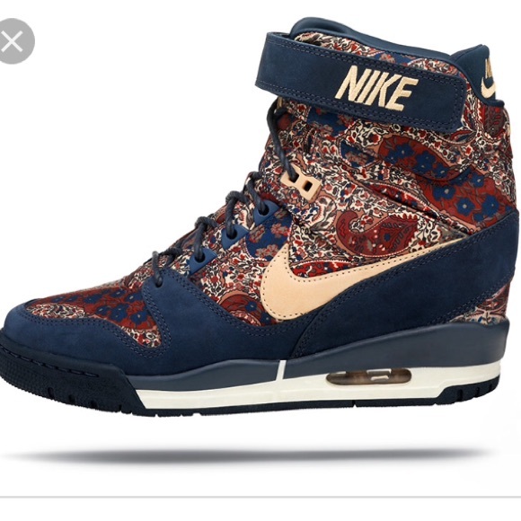 nike liberty london 2018